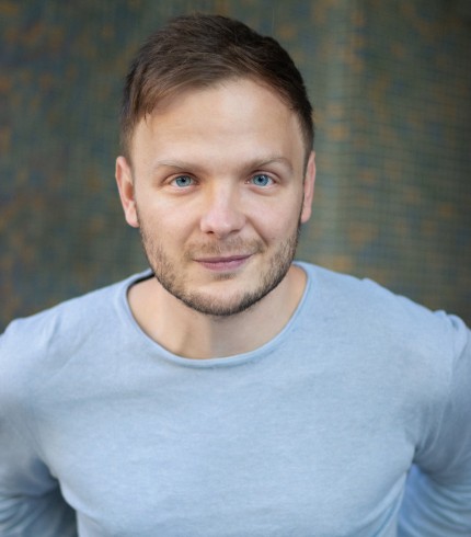 Porträtfoto von Fabian Baecker
