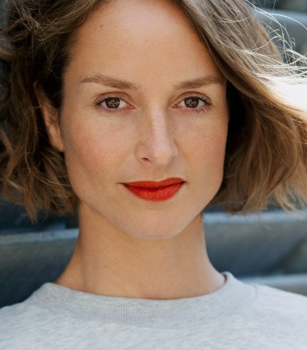 Lara Joy Körner