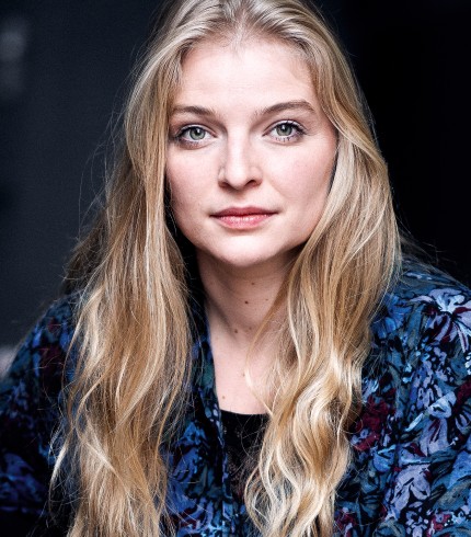 Lucille Mareen Mayr im Portrait