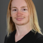 Portraitfoto des jungen Schauspielers David Riedt