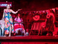 Szenenfoto aus der musikalischen Komödie