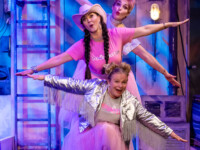 Szenenfoto aus der Karaokekomödie